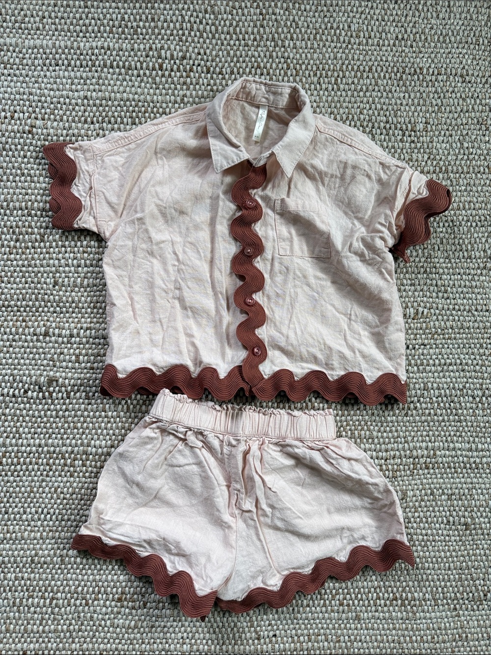 Rylee & Cru Pink Linen Crop Top & Shorts Set with wavy Trim